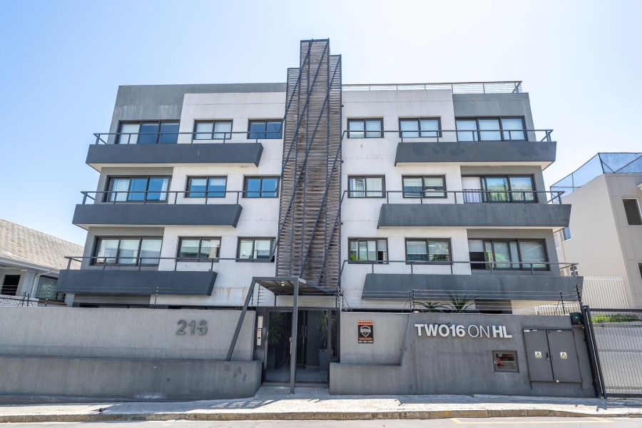 2 Bedroom Property for Sale in Sea Point Western Cape